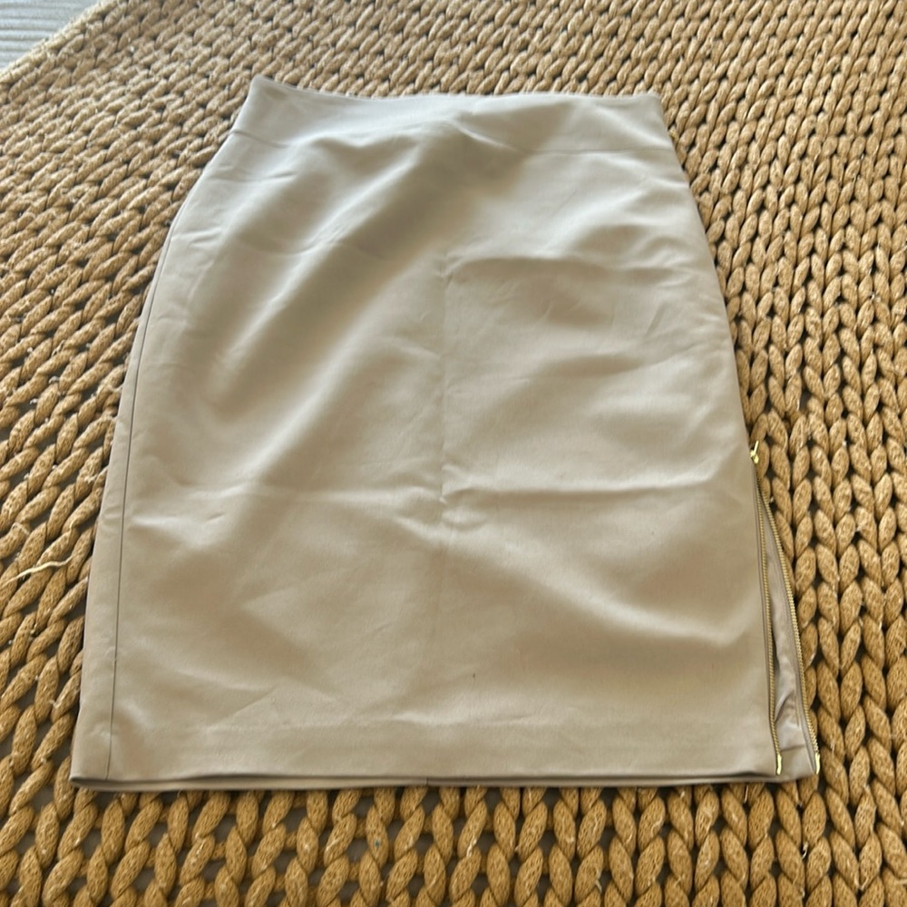 Express Pencil Skirt, Taupe, Size 8